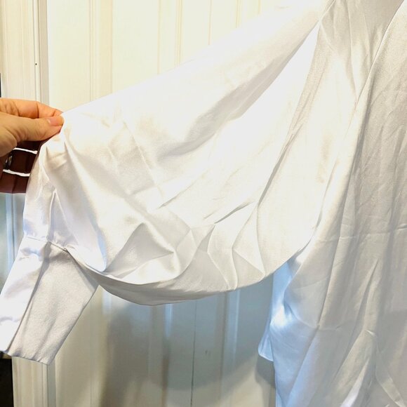 Ellen Tracy Women's X Small White Flowy Sleeves-Collar-Shine-Button Up Long Sl. - Picture 7 of 16